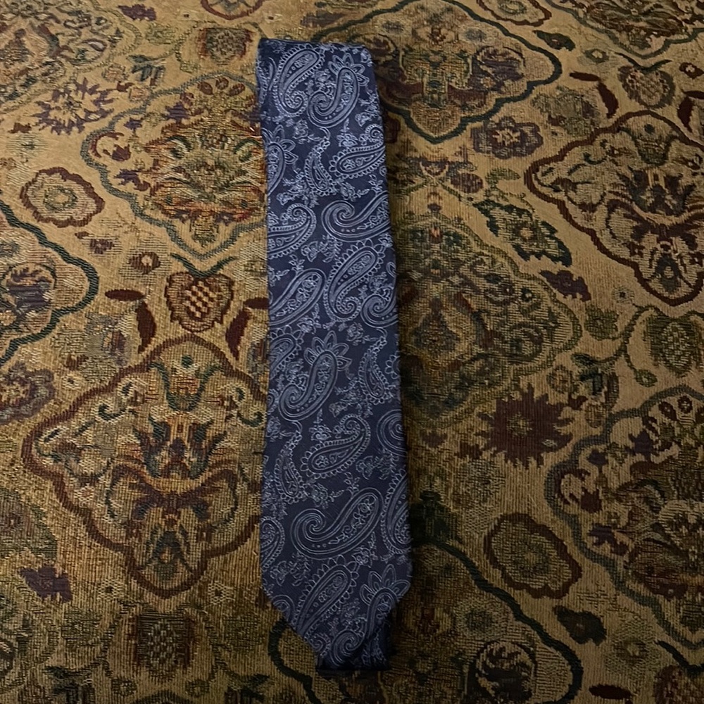 Michael kors blue tie